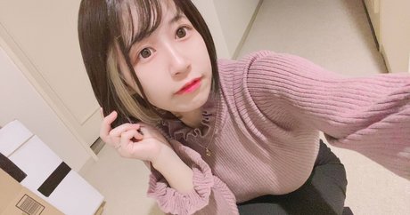 Nahá fotka uniklých OnlyFans od Minori Natsume