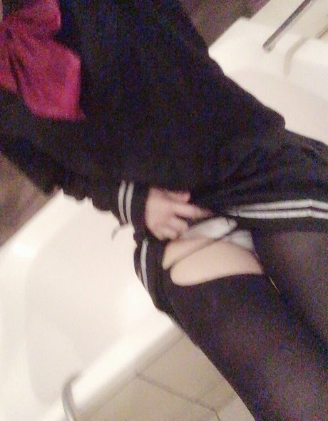 Nahá fotka uniklých OnlyFans od Minori Natsume