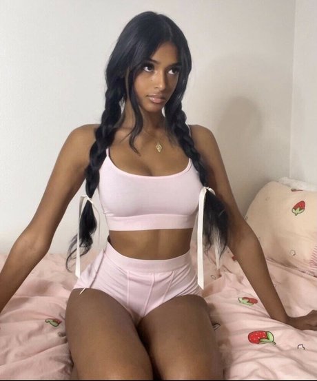 Kaaviya Sambasivam  nude leaked OnlyFans photo