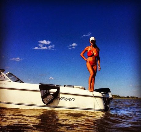 Amanda Thompson
