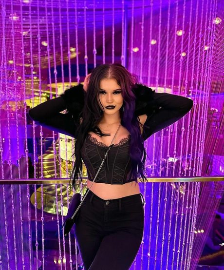 Heyitzviolet