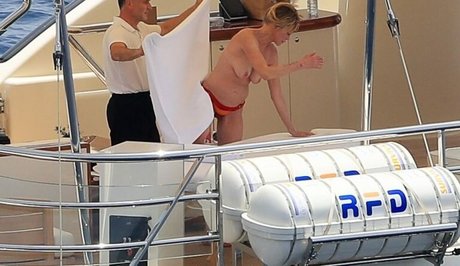 Melanie Griffith OnlyFans泄露裸照