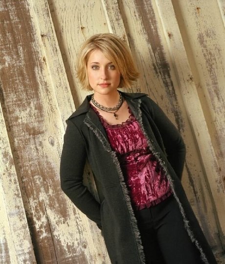 Foto nua vazada do OnlyFans de Allison Mack