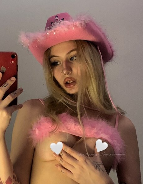 Alaston vuotanut OnlyFans-kuva Morana Axe