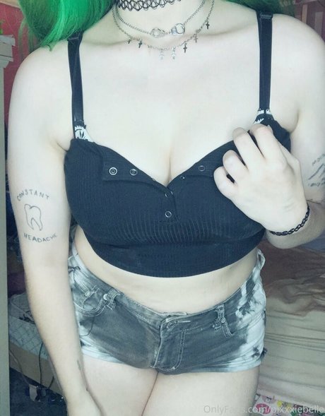 Pixxxiebelle