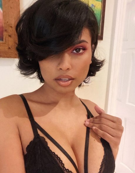 Nahá fotka uniklých OnlyFans od Sinxia