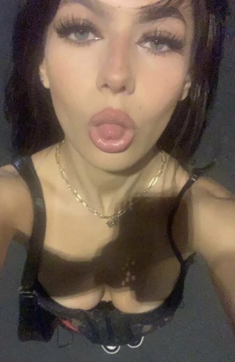 Carlyjb OnlyFans
