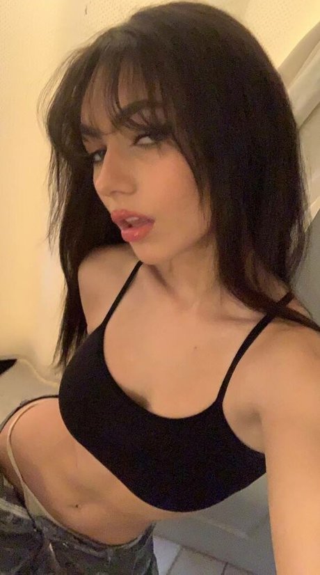 Carlyjb OnlyFansリークヌード写真