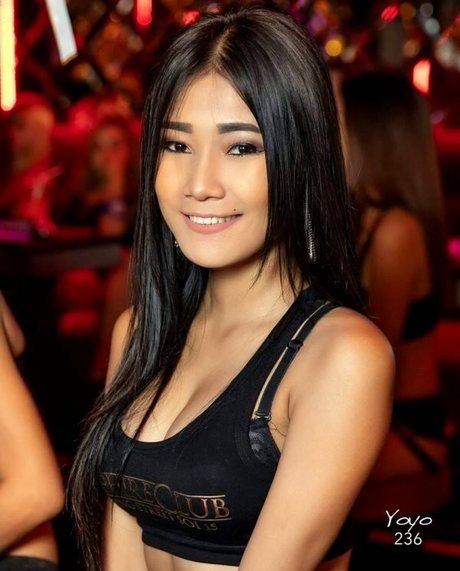 Nahá fotka uniklých OnlyFans od Sourheart1
