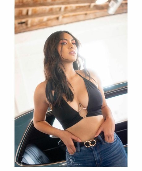 Nina Valencia