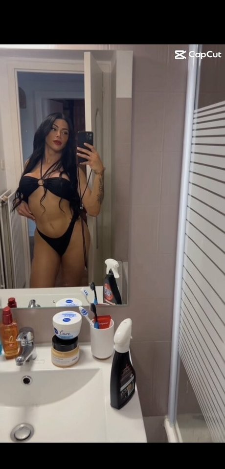 Photo nue de fuite OnlyFans de Alesandra Andrade