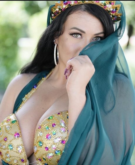 Luxie Zahra