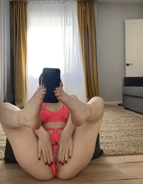 Naken lekkede OnlyFans-bilde av Cherrypolly