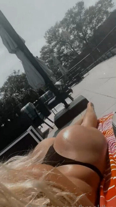 Naken lekkede OnlyFans-bilde av Brookllyn