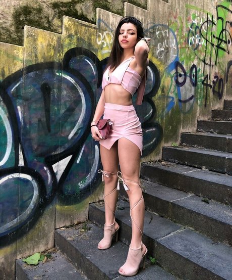 Naken läckt OnlyFans-bild av Vittoria Alborino