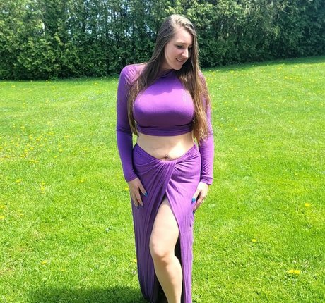 Nahá fotka uniklých OnlyFans od Caityy Cakesss