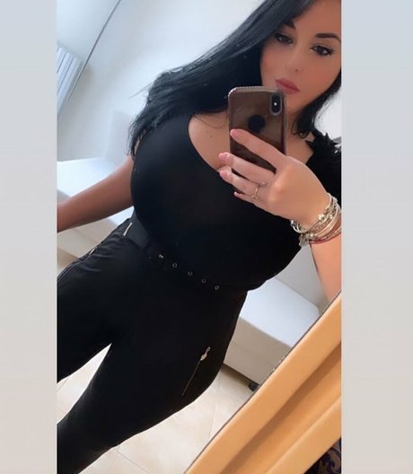 Foto nua vazada do OnlyFans de Valeria Vela
