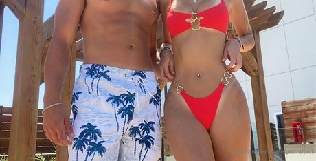 Naken lekkede OnlyFans-bilde av Kaelynandjack