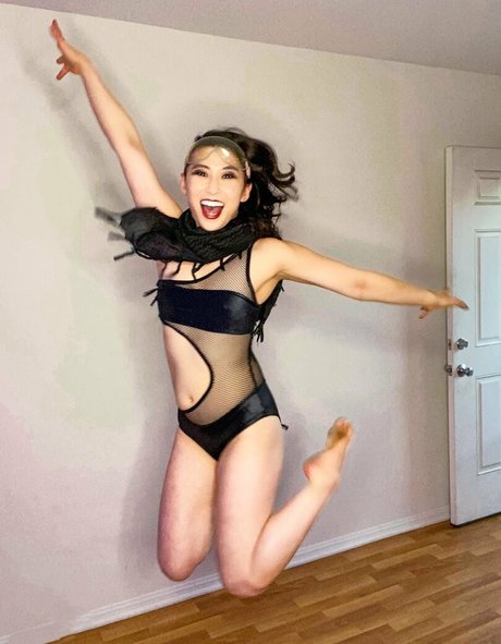 Erika Ishii OnlyFans 유출 누드 사진