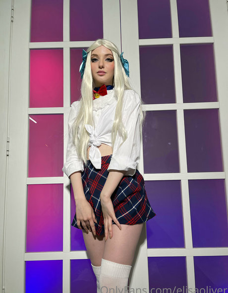 Nahá fotka uniklých OnlyFans od Elisa Oliver