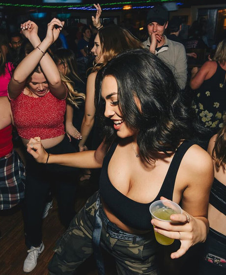 Kylie Manue