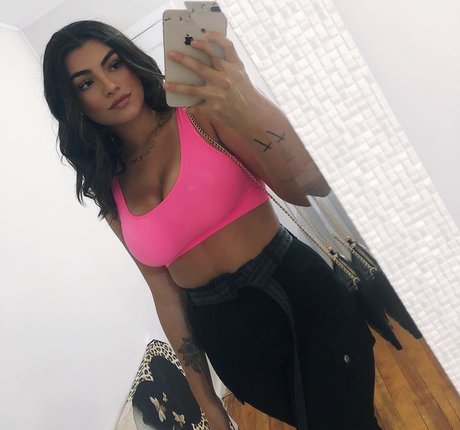 Naken läckt OnlyFans-bild av Kylie Manue
