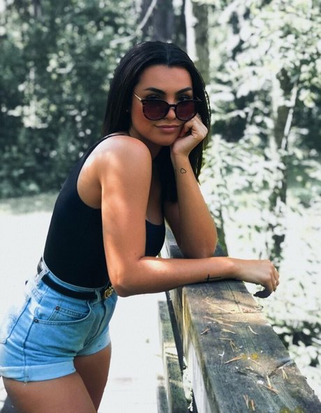 Kylie Manue