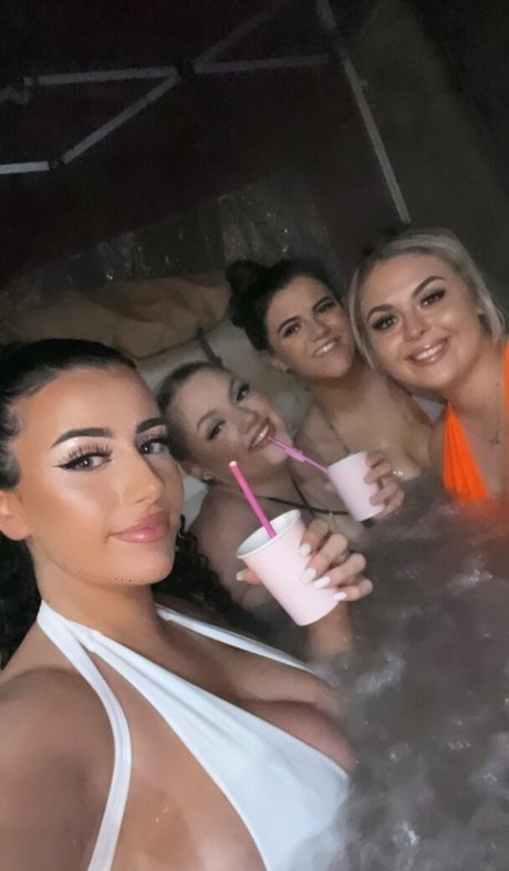 Naken lekkede OnlyFans-bilde av Ciara Lennon
