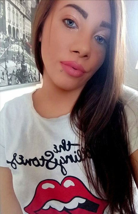 Vivi2416