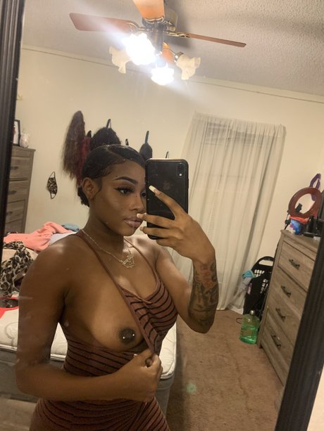 Nagie wyciekłe zdjęcie OnlyFans od Og Leah Swanky