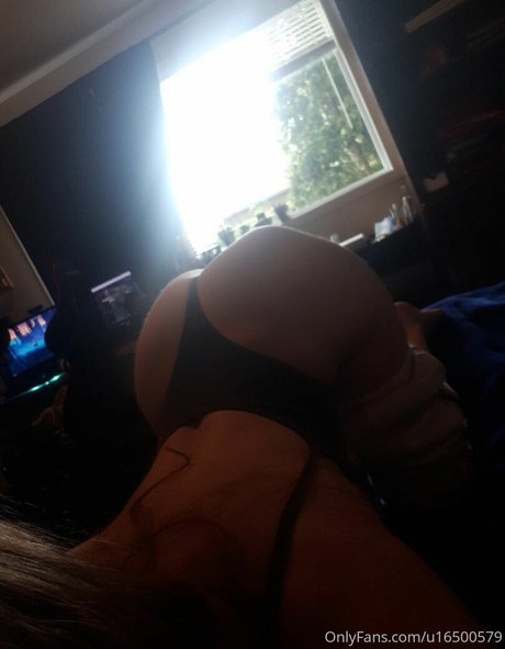 Nahá fotka uniklých OnlyFans od Alildore
