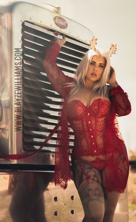 Nahá fotka uniklých OnlyFans od Blayze Williams