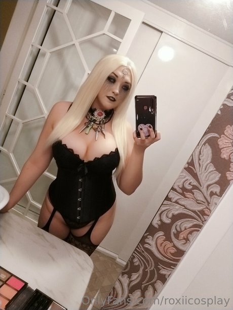 Nøgent lækket OnlyFans-billede af Roxii Cosplay