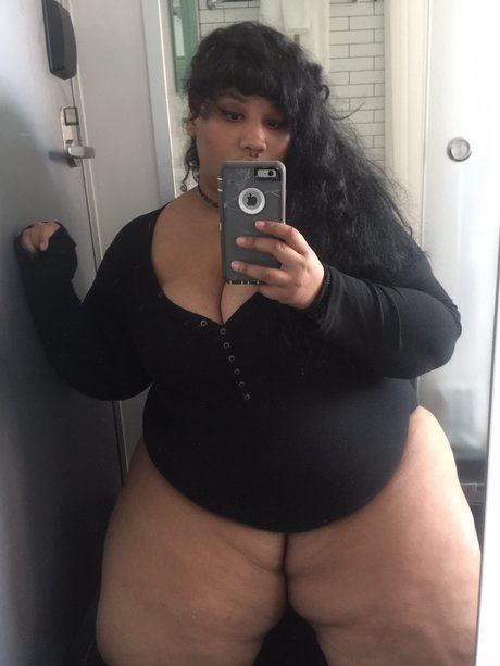Foto nua vazada do OnlyFans de Thiccflix