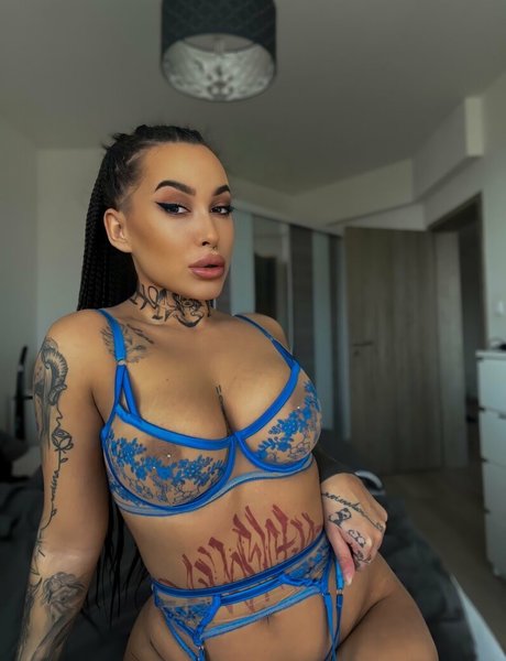 Foto di nudo di fuga di OnlyFans di Barbbunny