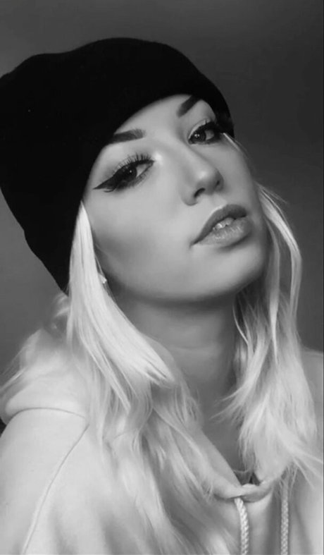 Theenicolehammond