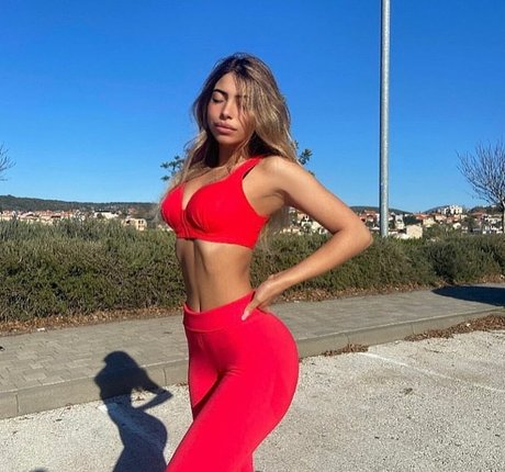 Naken läckt OnlyFans-bild av Koral Alkobi