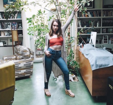 Angelica Trae