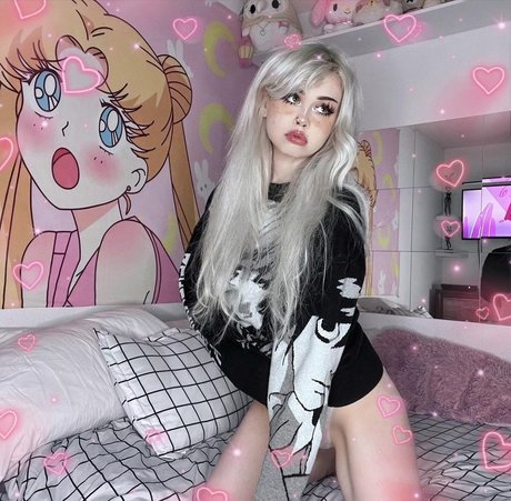 Naken läckt OnlyFans-bild av Sugoimeg Megwaifu
