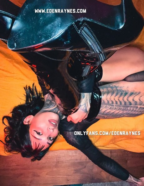 Photo nue de fuite OnlyFans de Eden Raynes