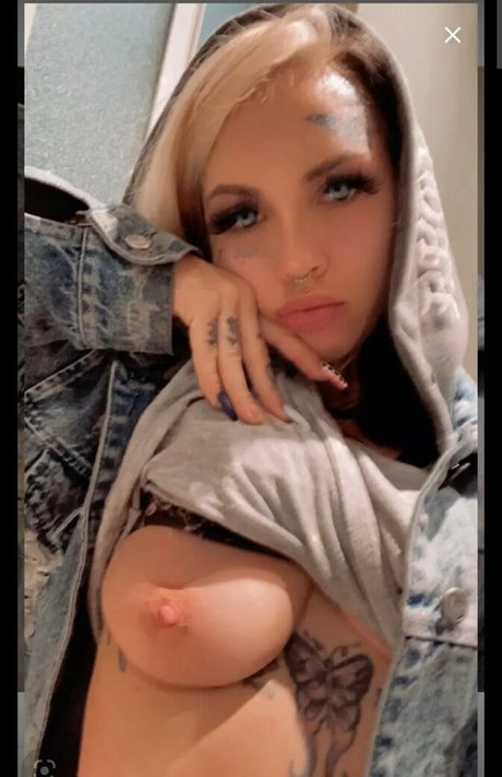 Nahá fotka uniklých OnlyFans od Babygoth