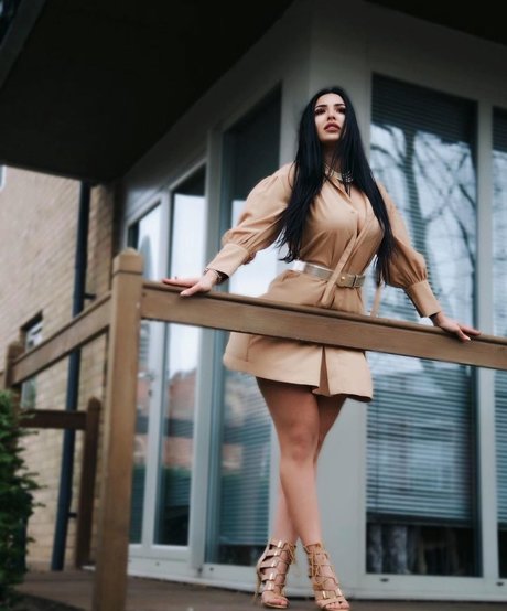 Mizz Ellaa Asmr OnlyFans