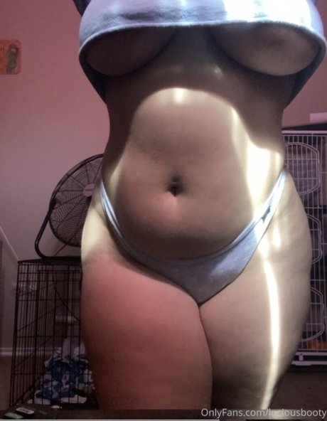 Nahá fotka uniklých OnlyFans od Nayeli