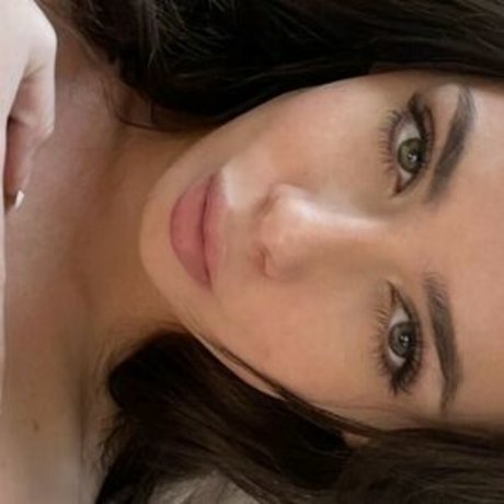 Naakte gelekte OnlyFans-foto van Marizza