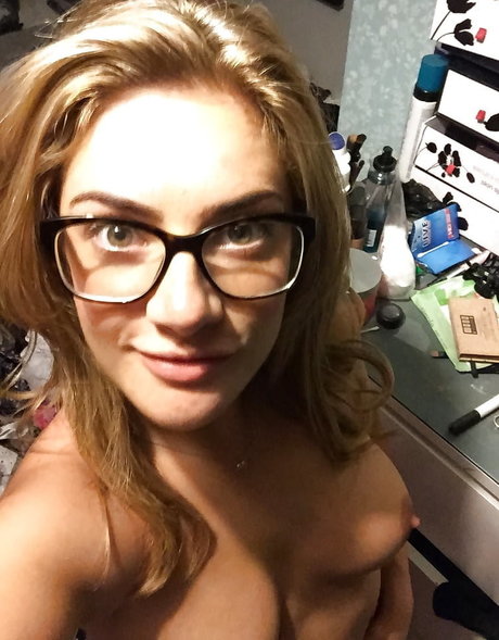 Isabel Hodgins