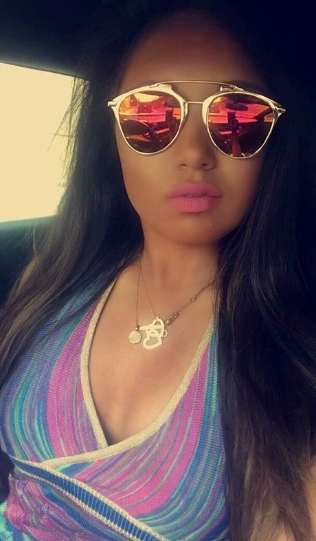 Shari G