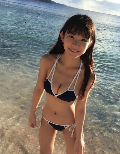 Naken läckt OnlyFans-bild av Marina Nagasawa