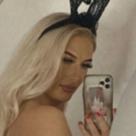 Naakte gelekte OnlyFans-foto van Rachel Cunningham