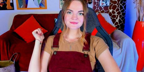 Lindawoodsy OnlyFansリークヌード写真