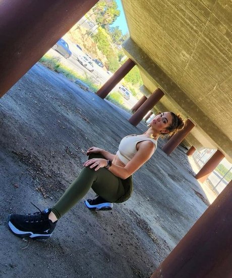 Foto di nudo di fuga di OnlyFans di Chrysti Ane